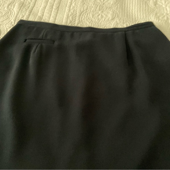 R&R LINE, NAVY JACKET AND SKIRT SUIT, SIZE: 14 - Picture 13 of 14